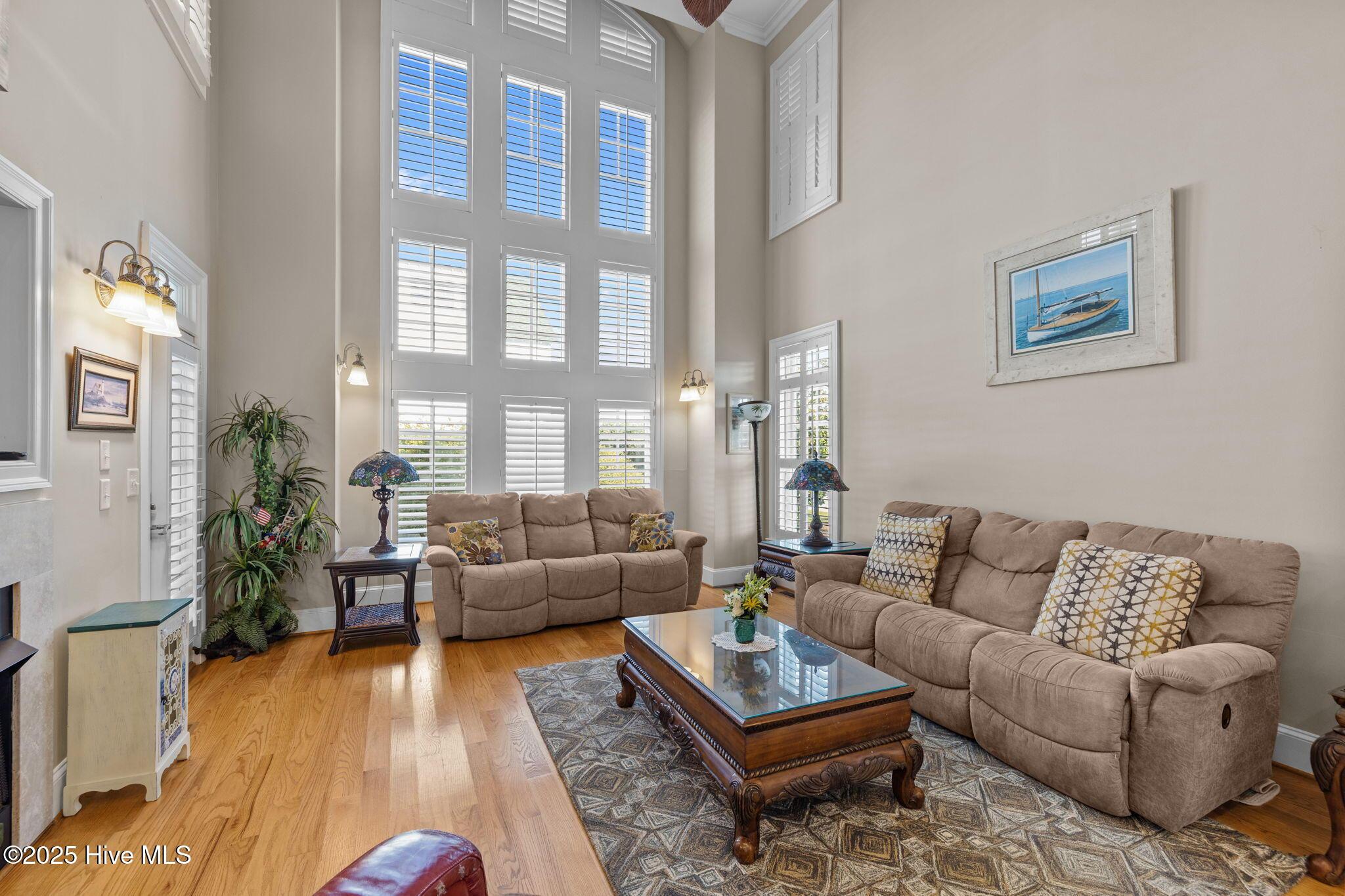 Image 3: 41-web-or-mls-1S3A7462