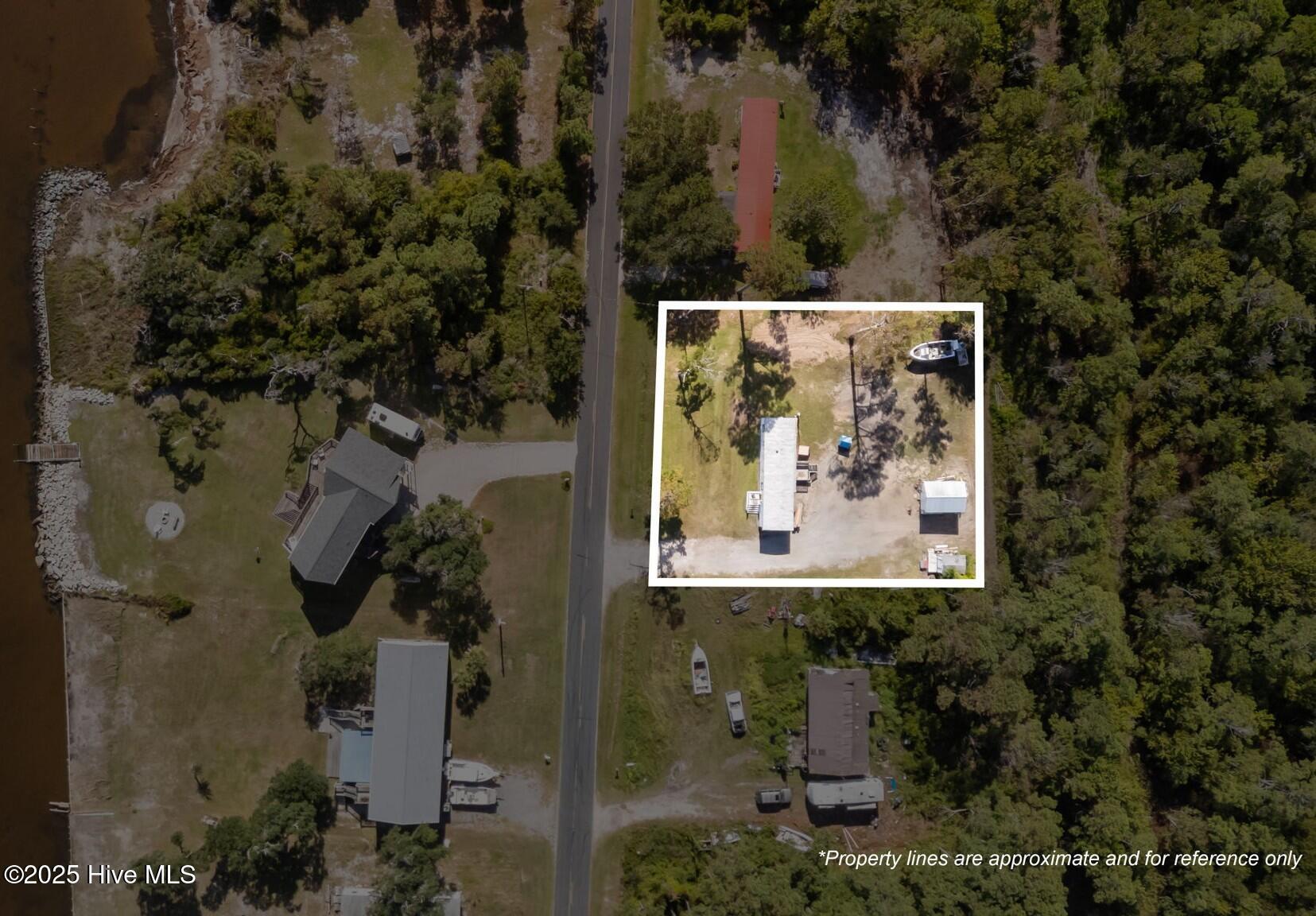 Image 2: 424 Lola Rd. poperty lines