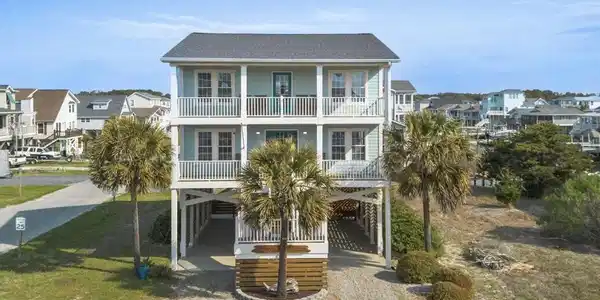 436 Ocean Boulevard W
