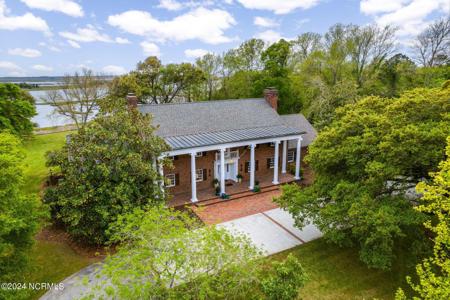 130 Harbour Drive