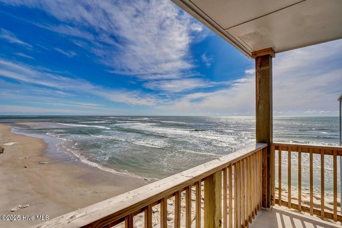 Image 2: Open Ocean Views
