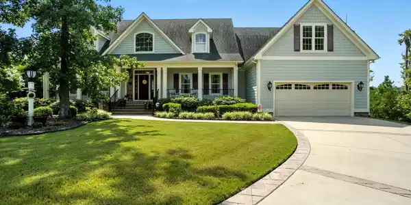 113 Christine Court