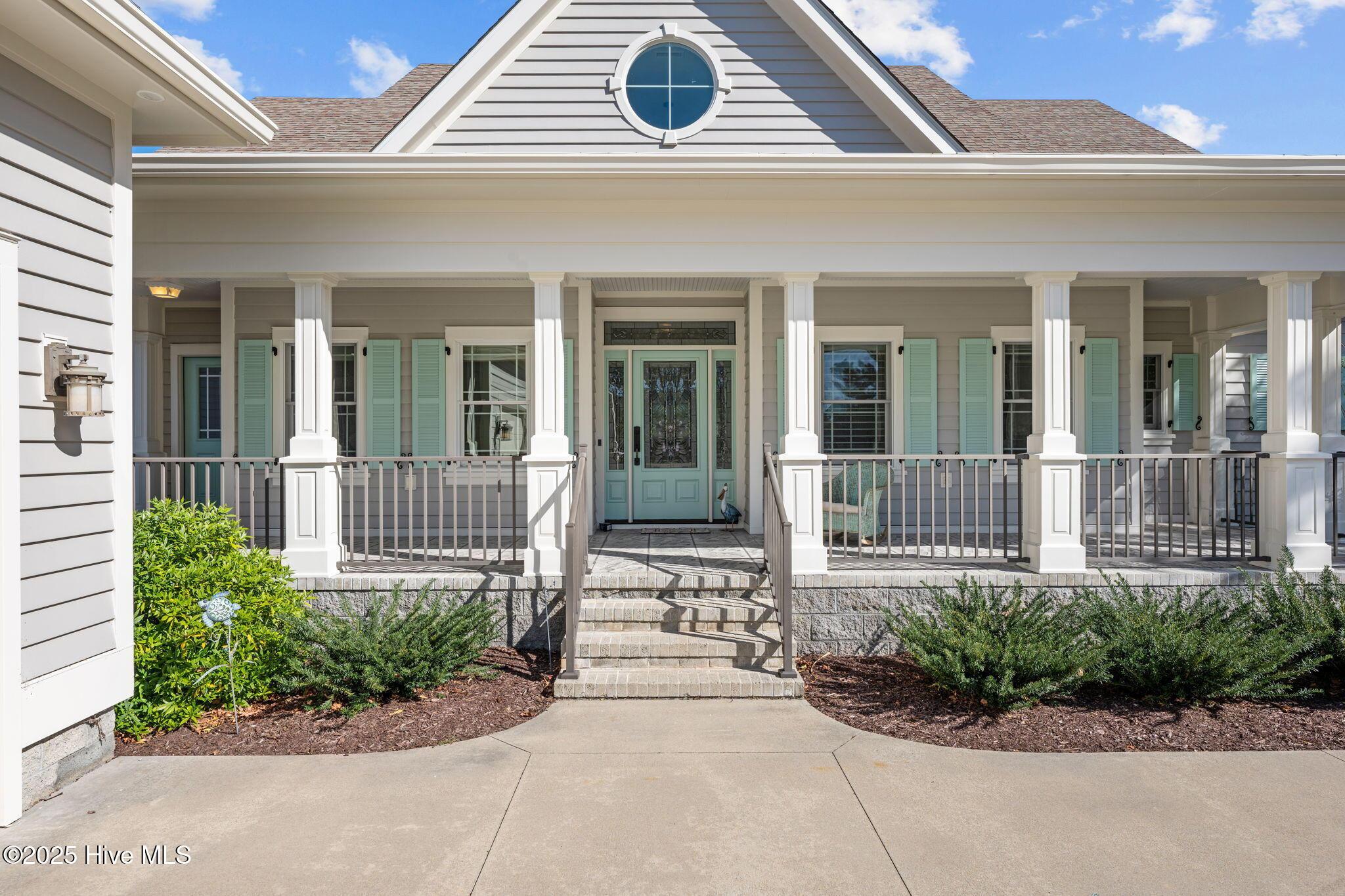 Image 2: 1-web-or-mls-DSC_9736