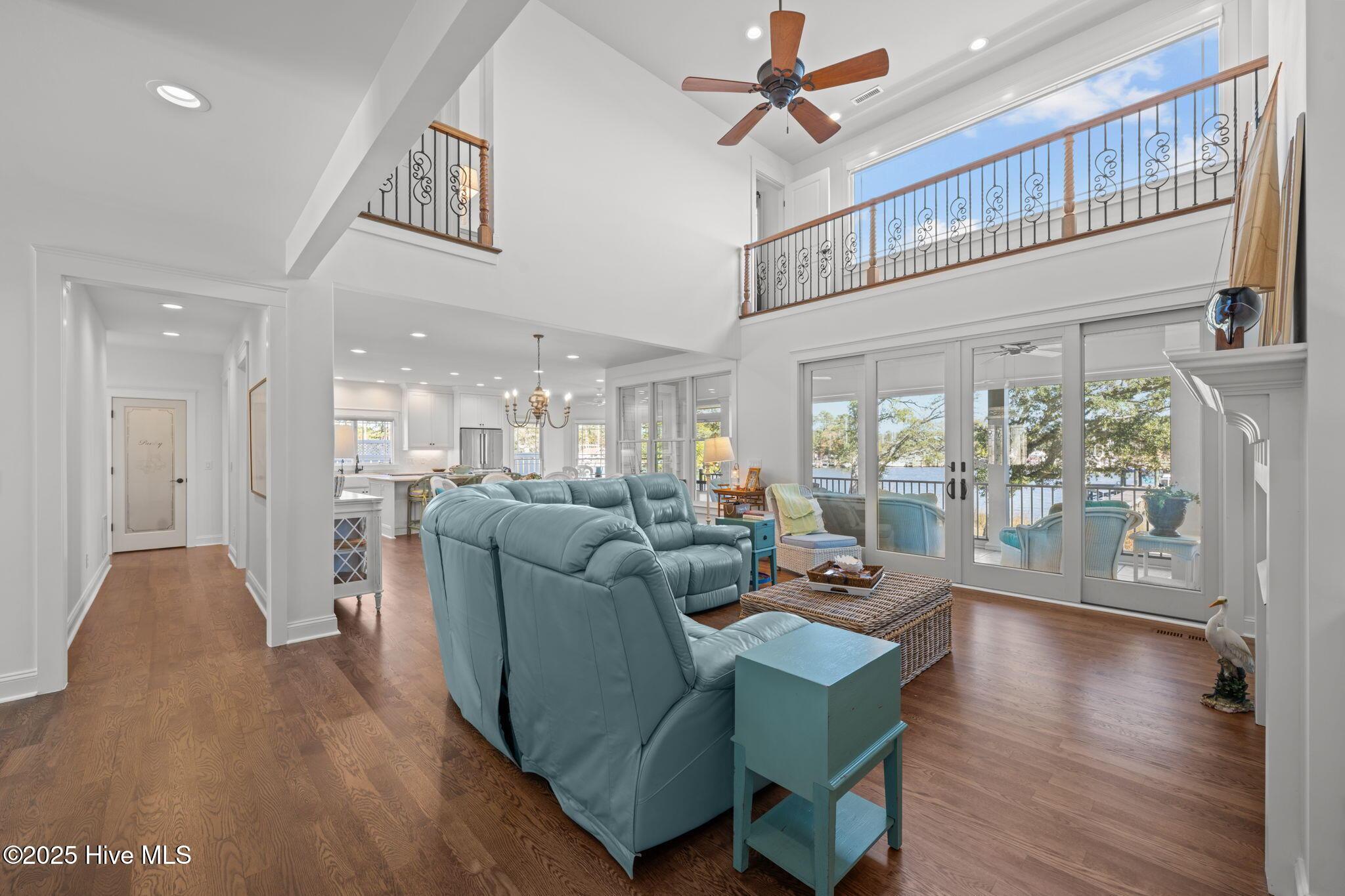 Image 3: 26-web-or-mls-DSC_9619