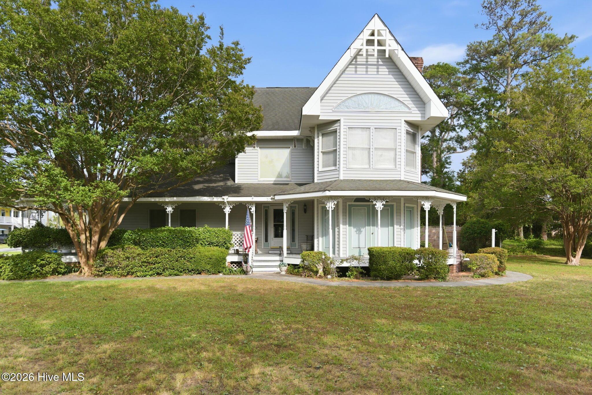 Image 3: 1-web-or-mls-dsc00689