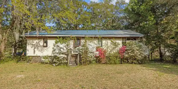 440 Village Drive