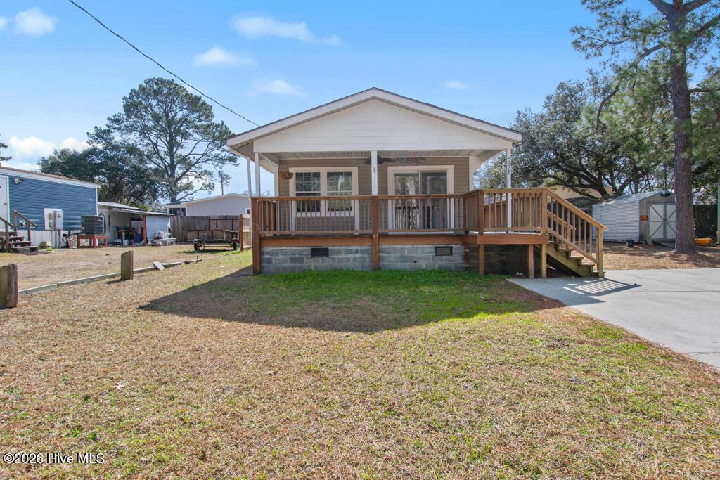 Image 3: Front