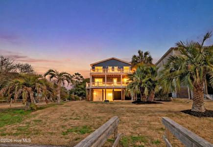 102 SW Yacht Drive
