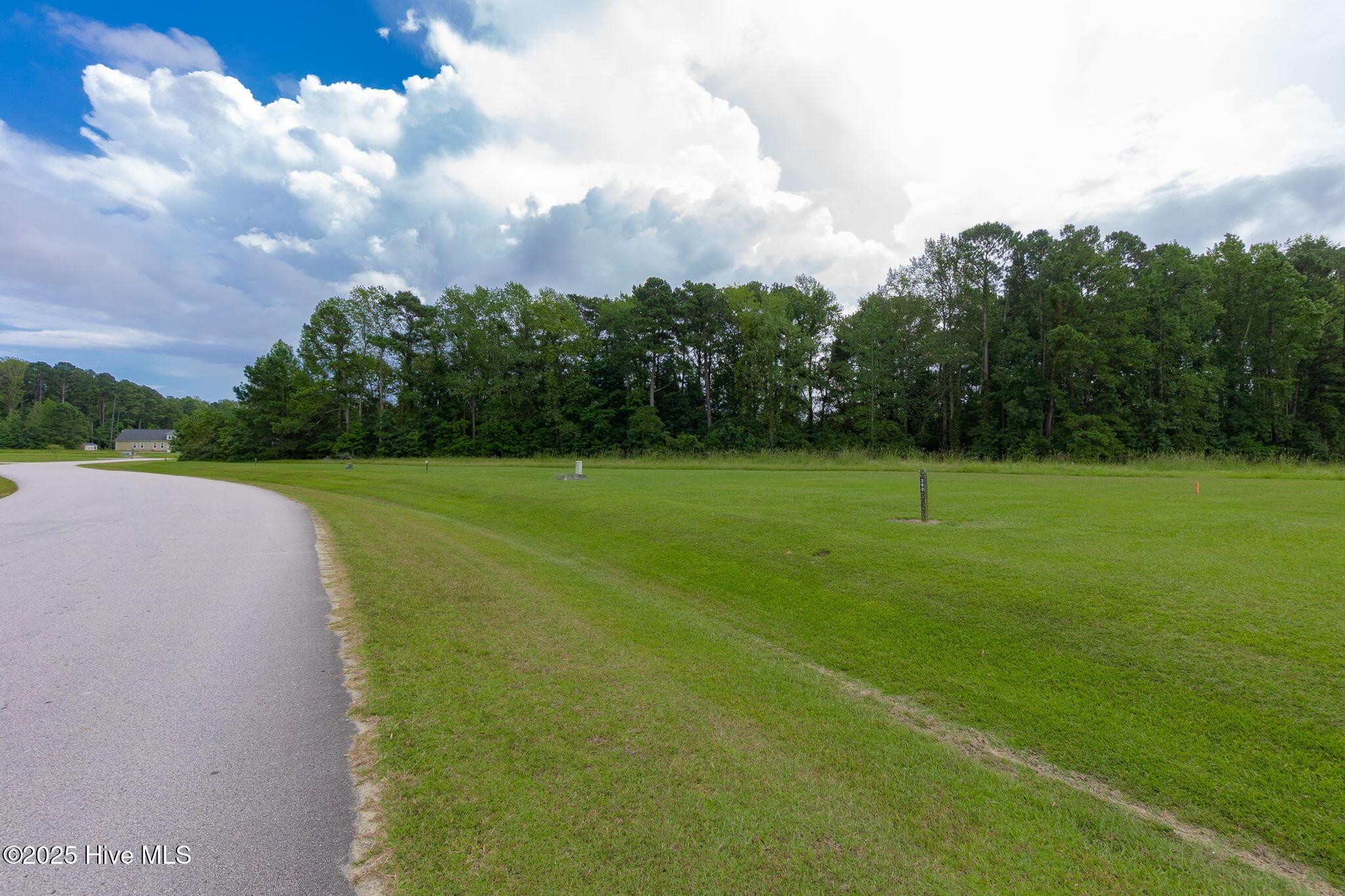 Image 3: 2-web-or-mls-chadwick-visuals-341-w-burt