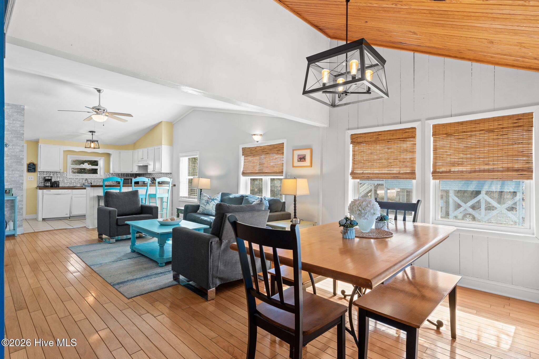 Image 4: 14-web-or-mls-cammediallc.com-24
