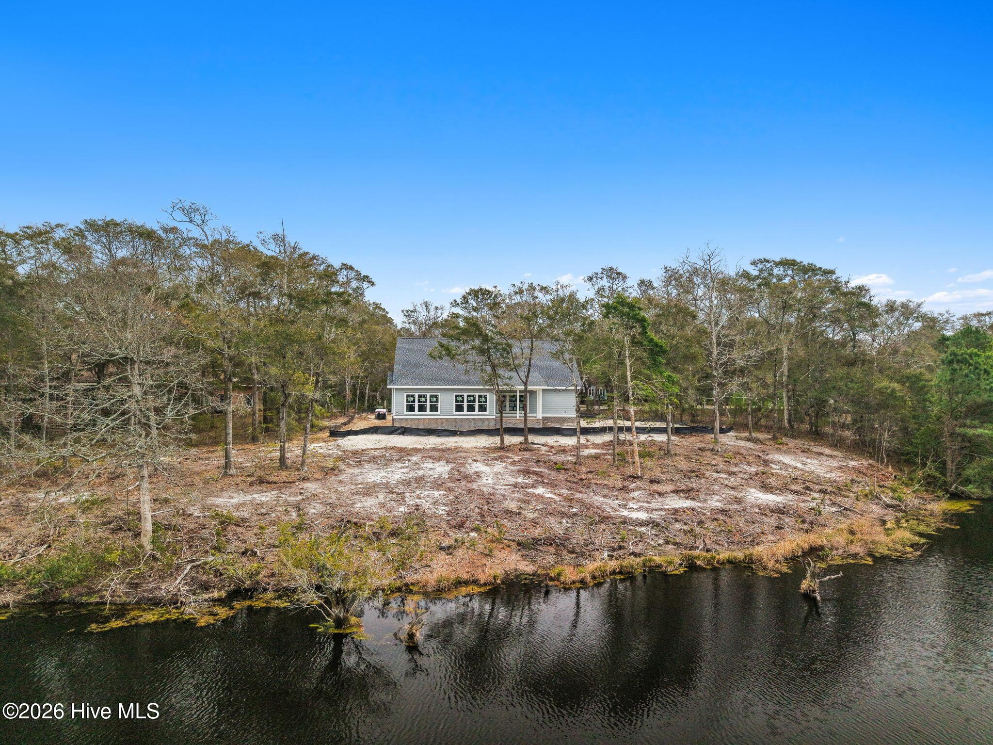 Image 2: 22-web-or-mls-cammediallc.com-08