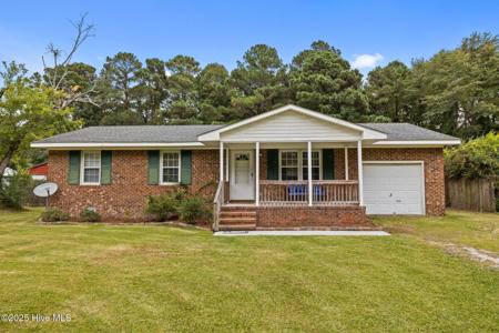 326 Russells Creek Road