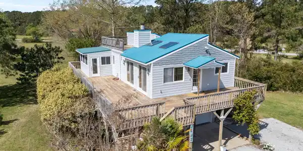 2027 Blackbeard Drive