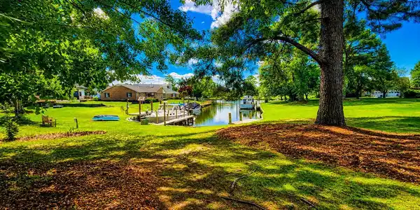 1206 Pelican Drive