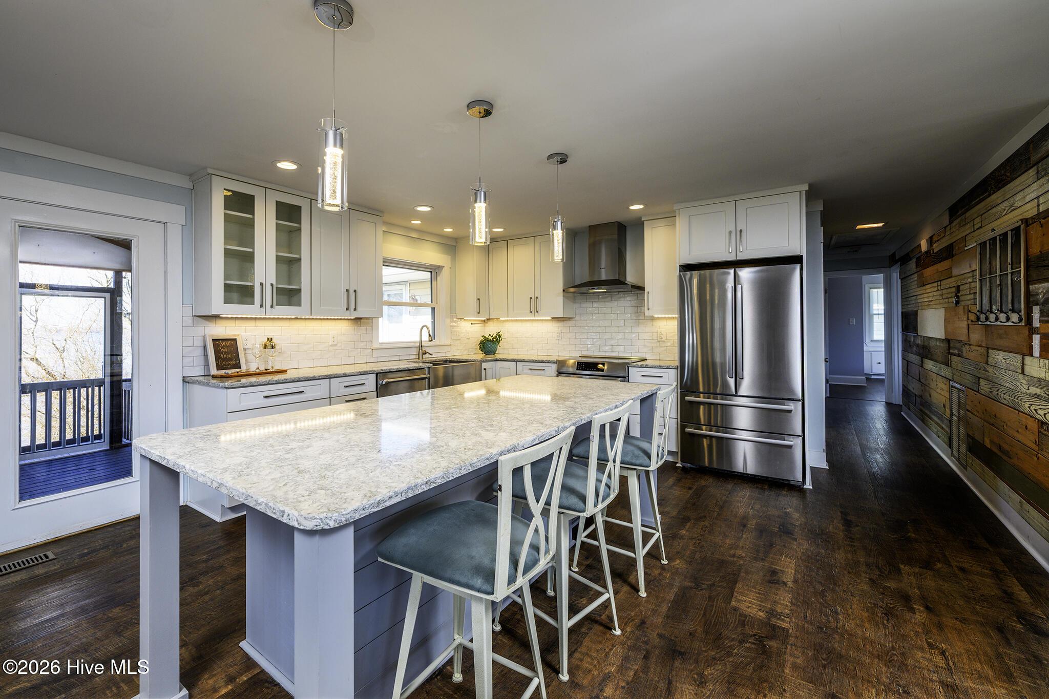 Image 2: Chef's Kitchen