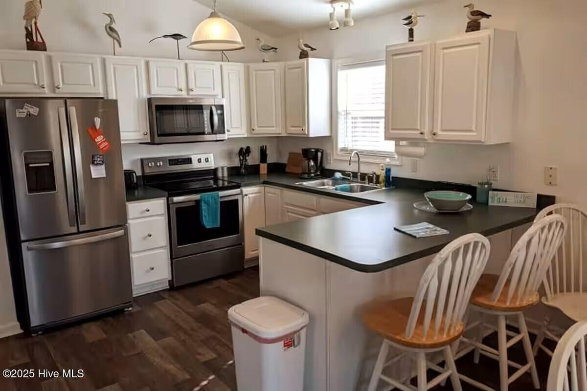 Image 3: Full Kitchen 1