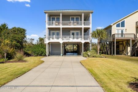 714 W Dolphin Drive