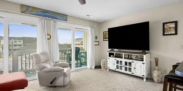 Image 3: 1-web-or-mls-PB-F202-2-26-26-001