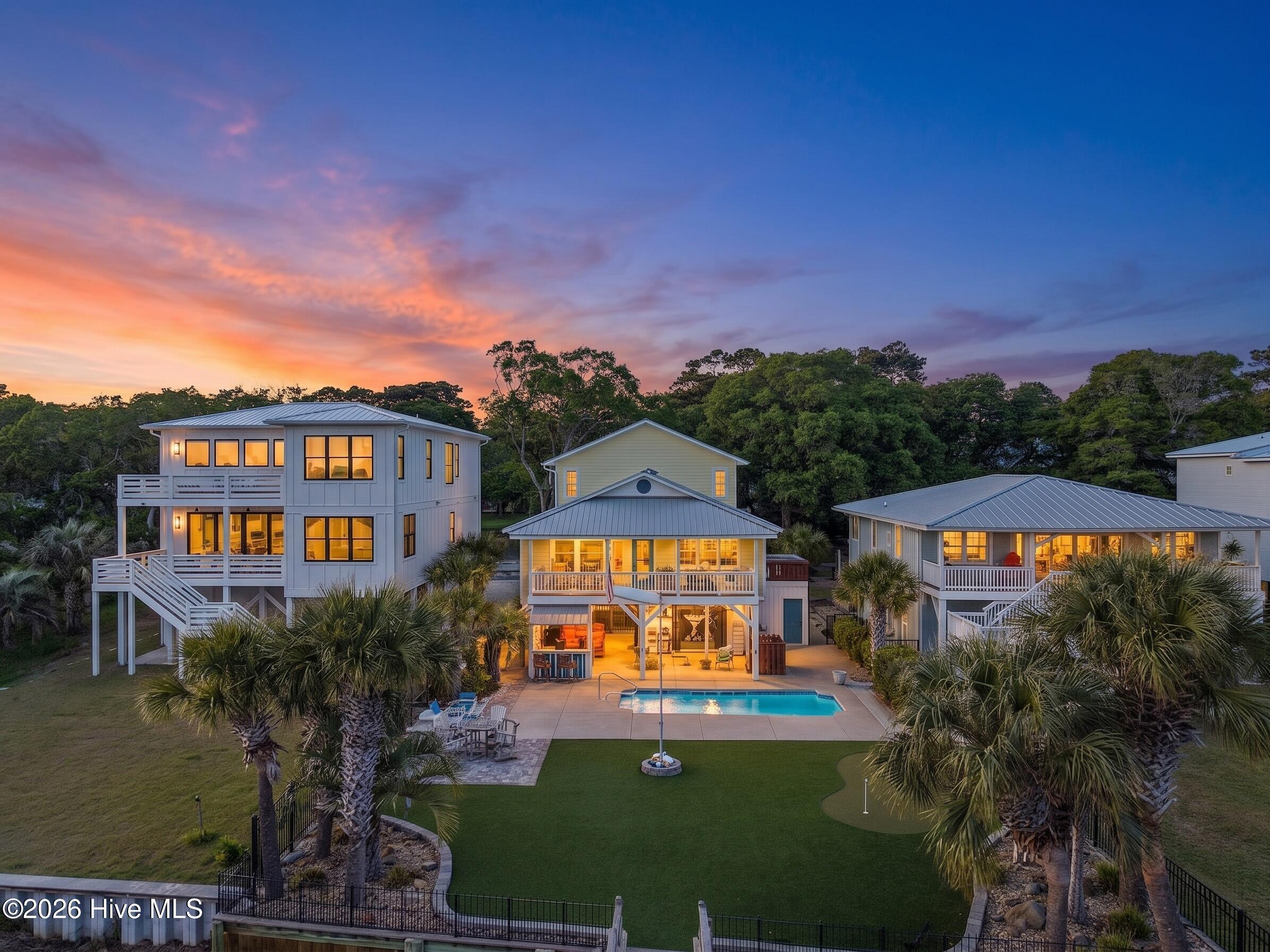 Image 1: 2024 Camelot Drive SW