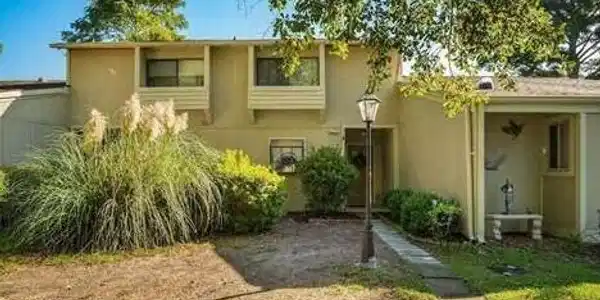 52 Quarterdeck Townes