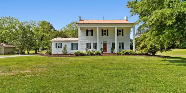 368 Hopewell Road