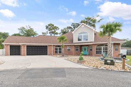 1860 Oak Harbour Drive SW