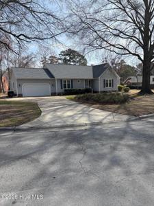 603 Winged Foot Court