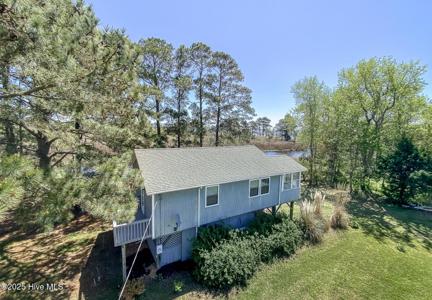 105 Blue Heron Road