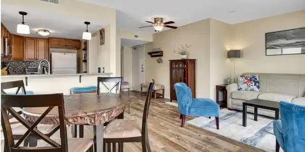 Image 3: living Room