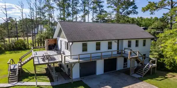 102 Crows Nest Street