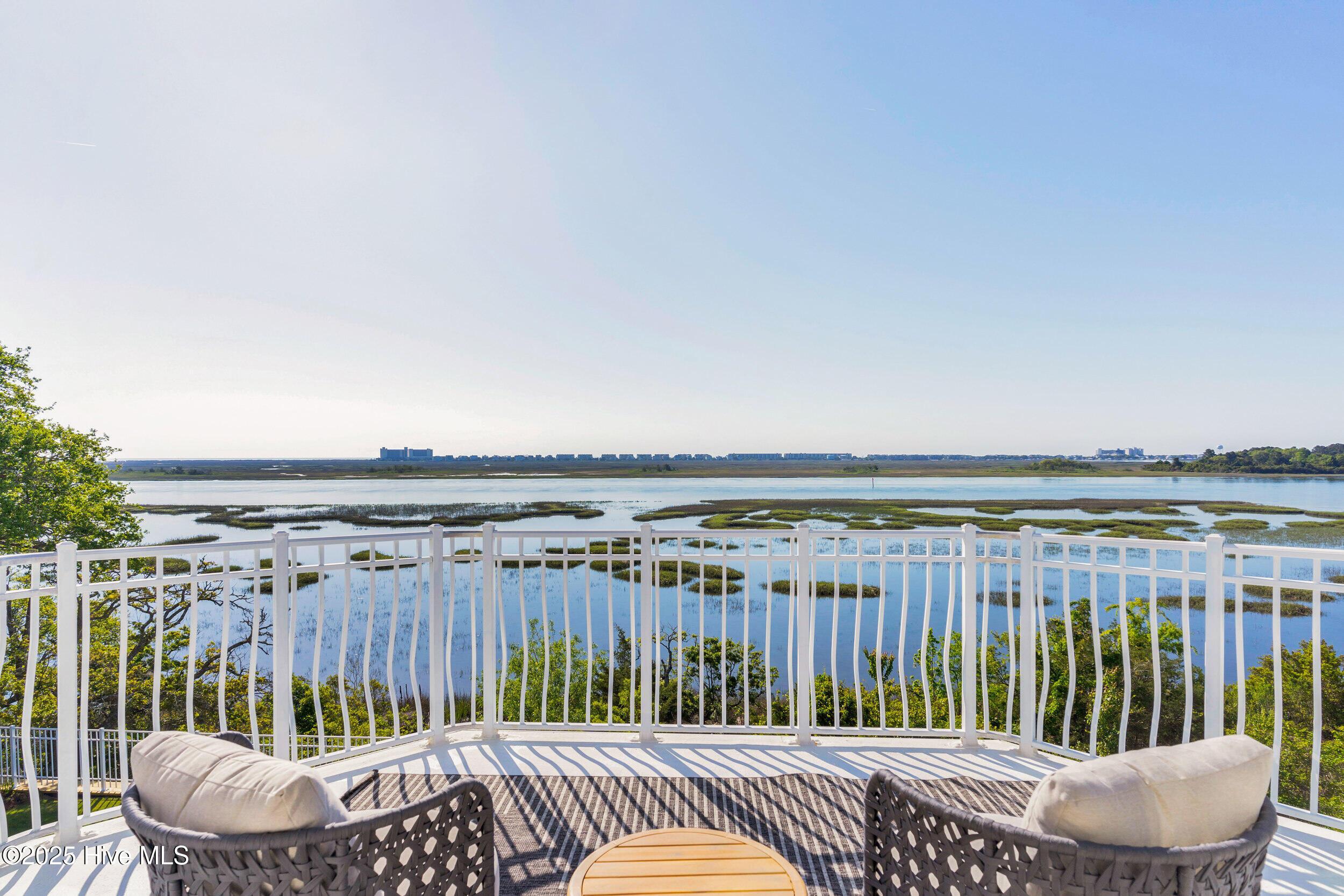 Image 3: 1047 ocean ridge dr 00026