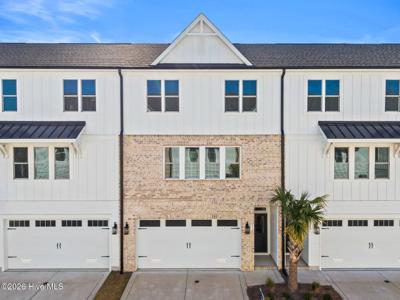 832 Anchors Bend Way