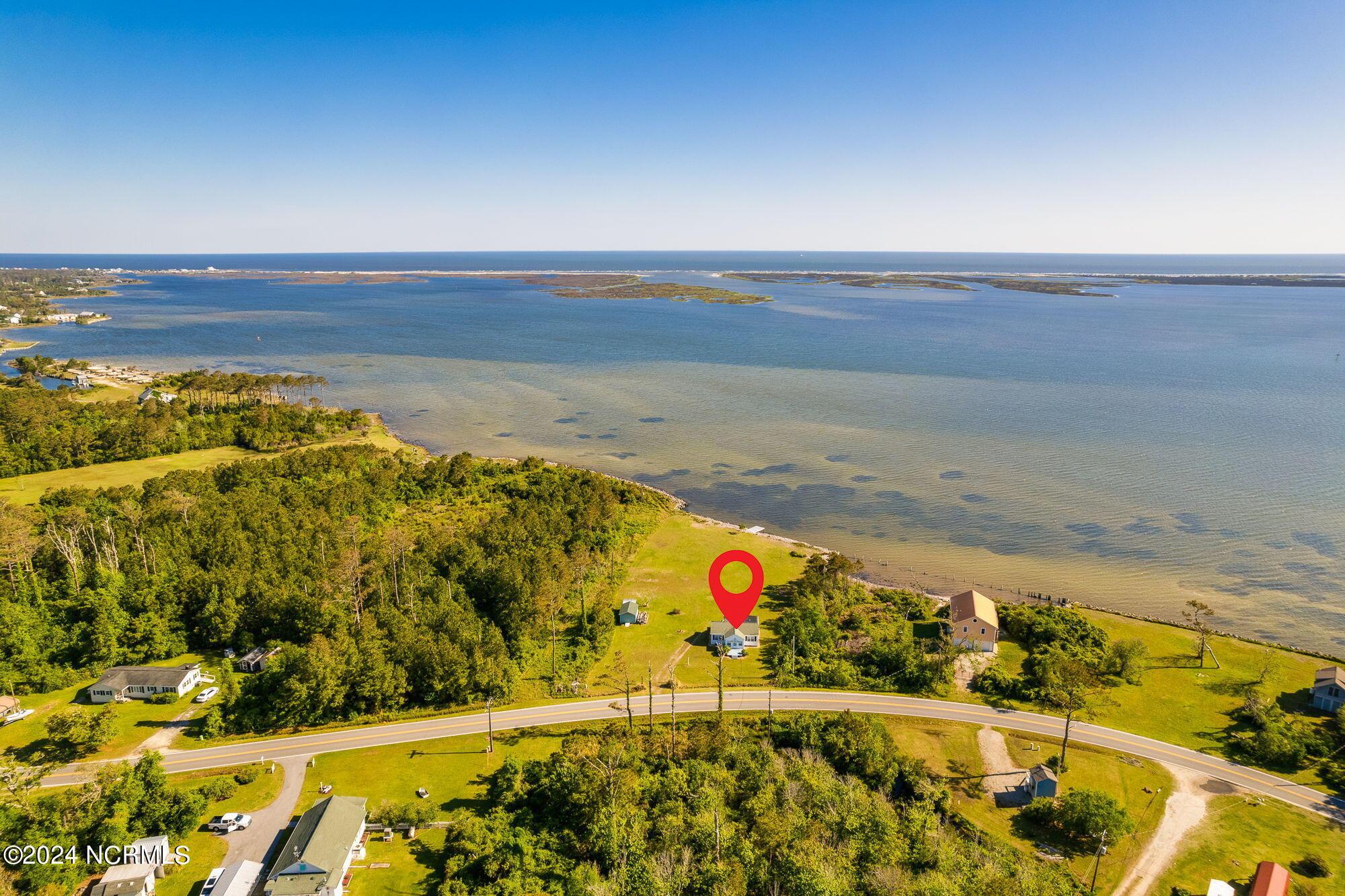 Image 3: 2524 Cedar Island Rd