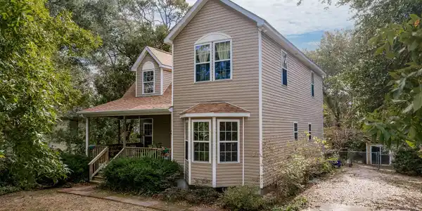 107 Shady Lane