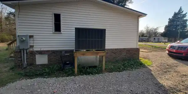 Image 3: 003 Raised HVAC