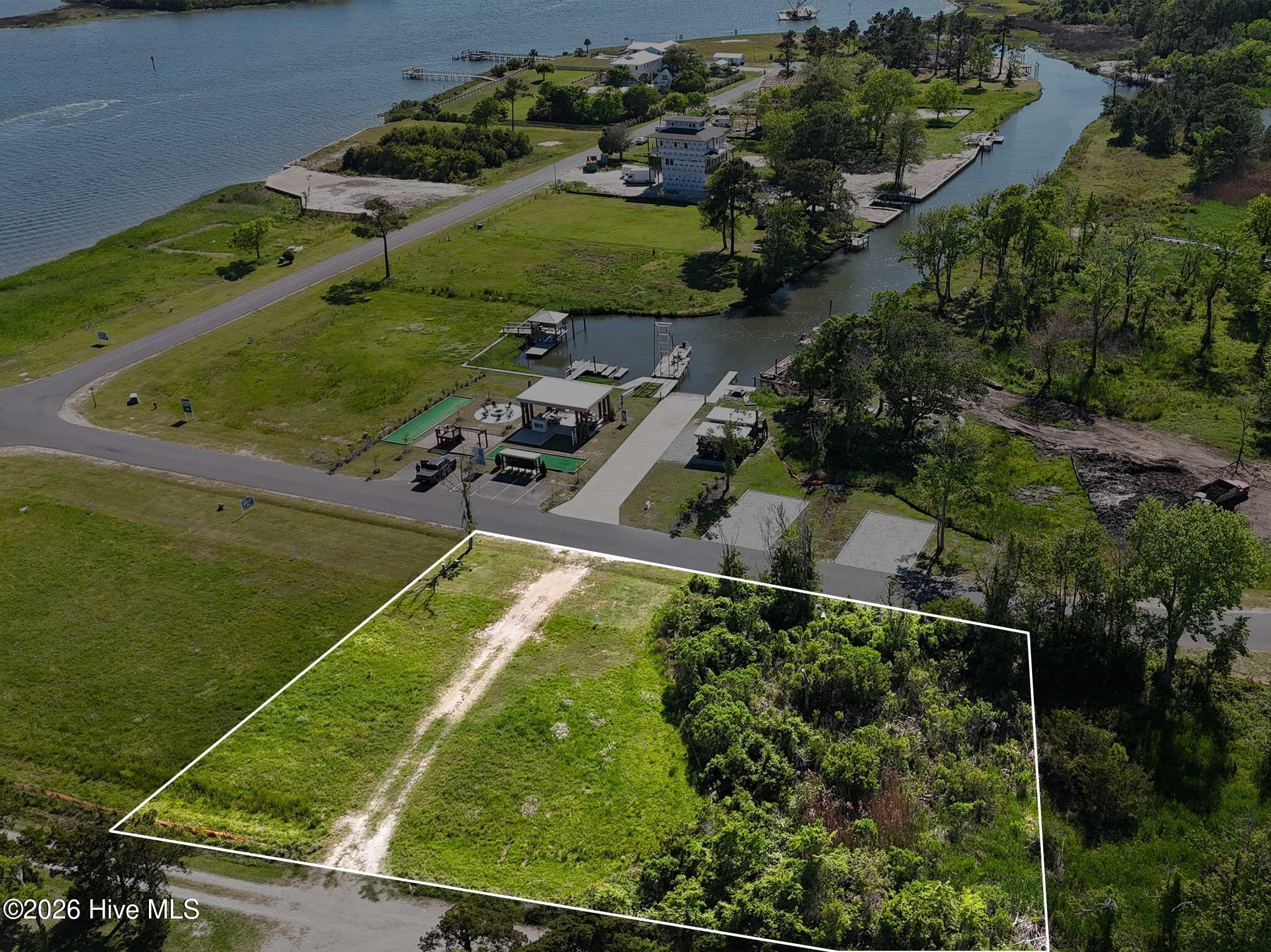 Image 2: lot30-1