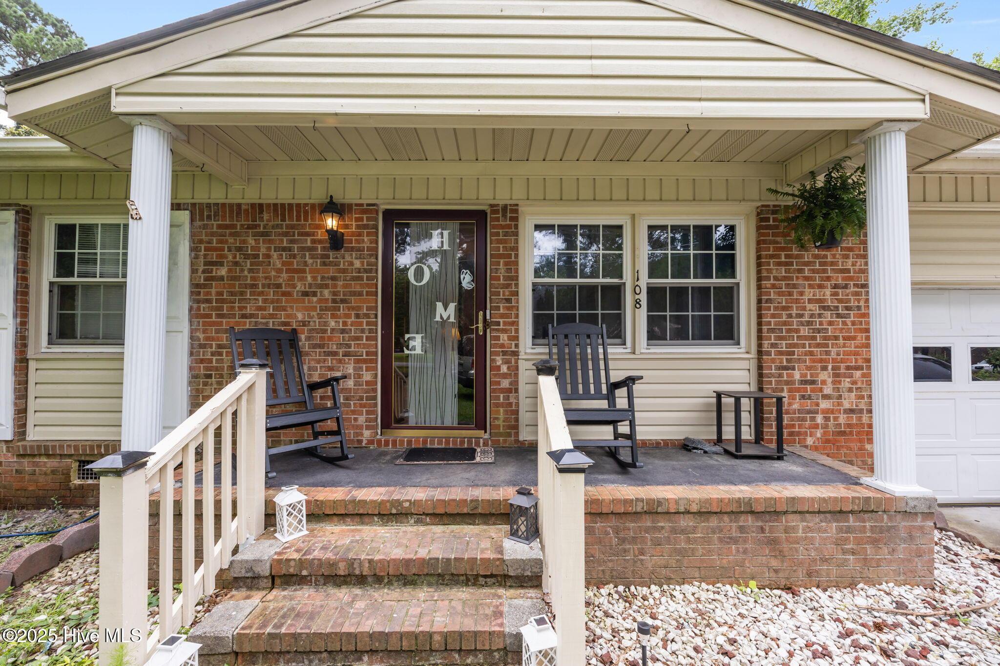 Image 2: 17-web-or-mls-IMG_0343