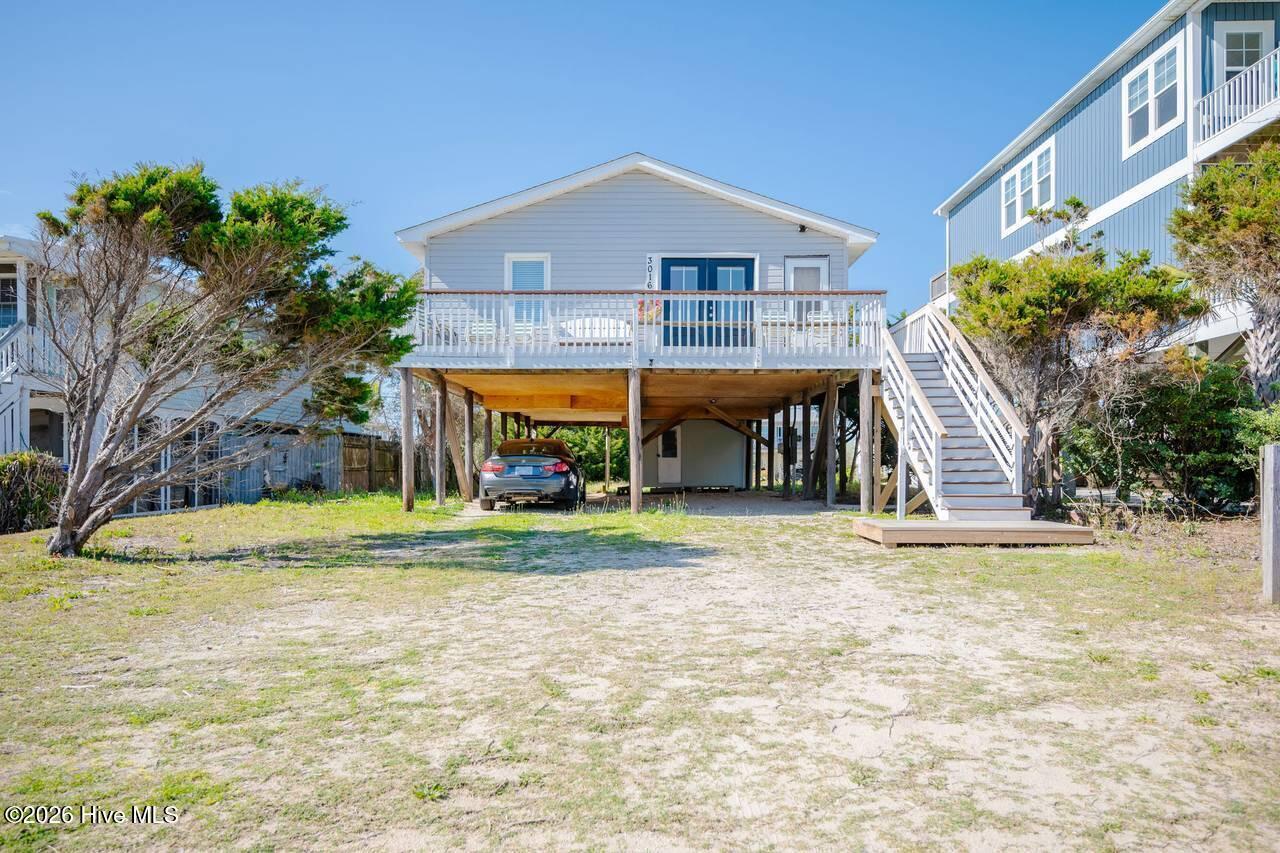 Image 1: 3016 W Beach 1b