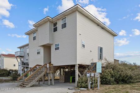 3802 Island Drive