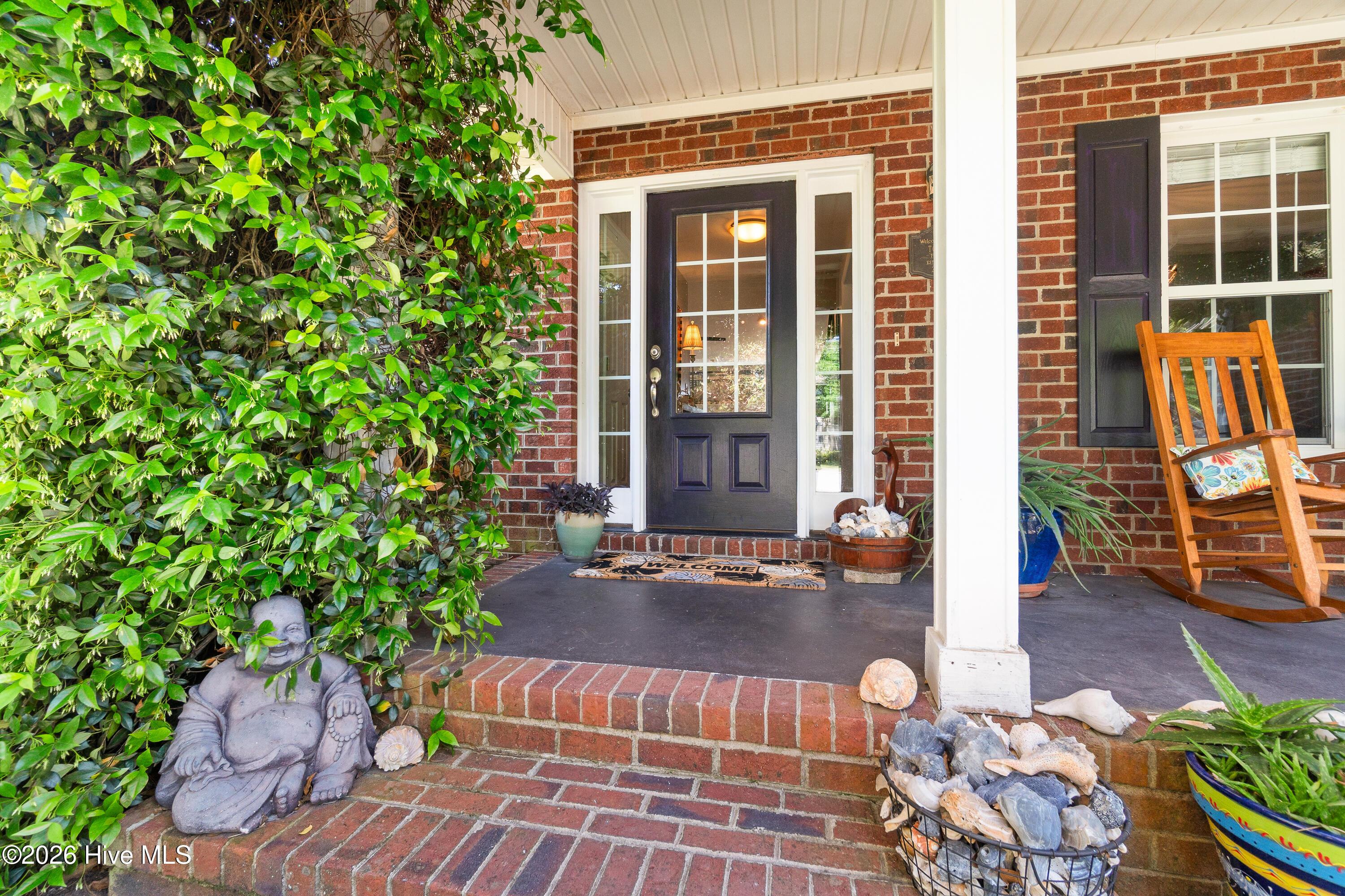 Image 4: Front Porch View