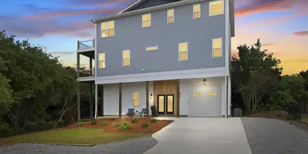 1707 Emerald Drive