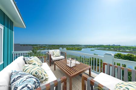53 Sailview Drive