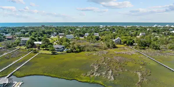 Image 2: 8-web-or-mls-DJI_0008