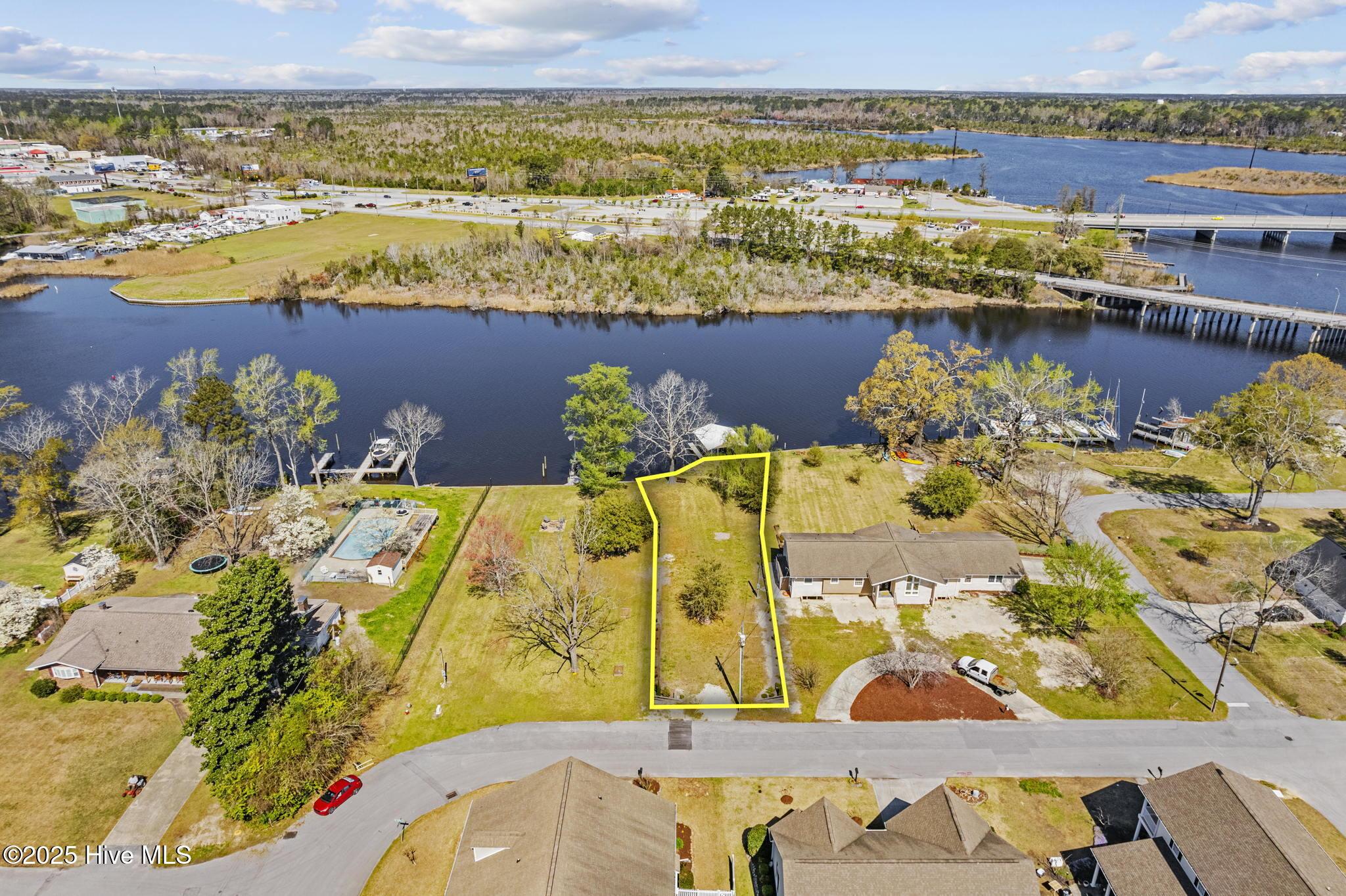 Image 1: 21-web-or-mls-DJI_0341 Lines