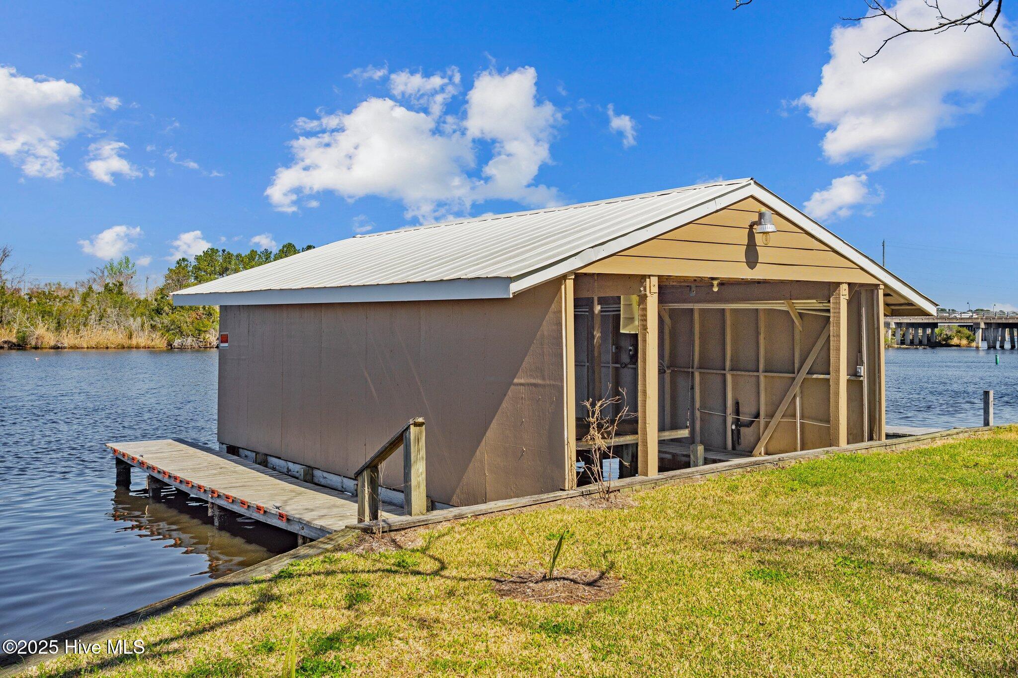 Image 3: 2-web-or-mls-DSC00627