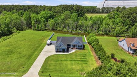808 Broomfield Trail