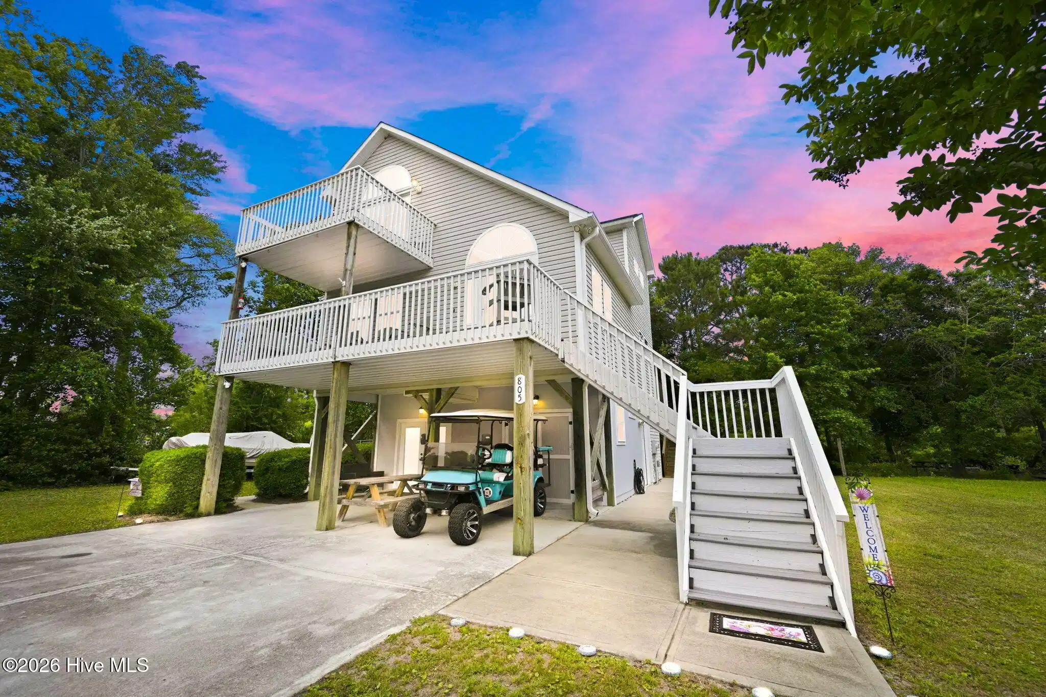 Image 1: 1-web-or-mls-805 Driftwood Dr (2)