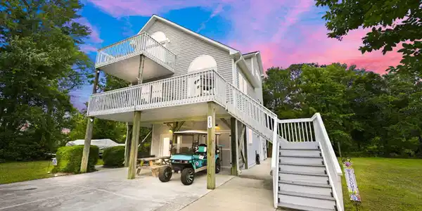805 Driftwood Drive