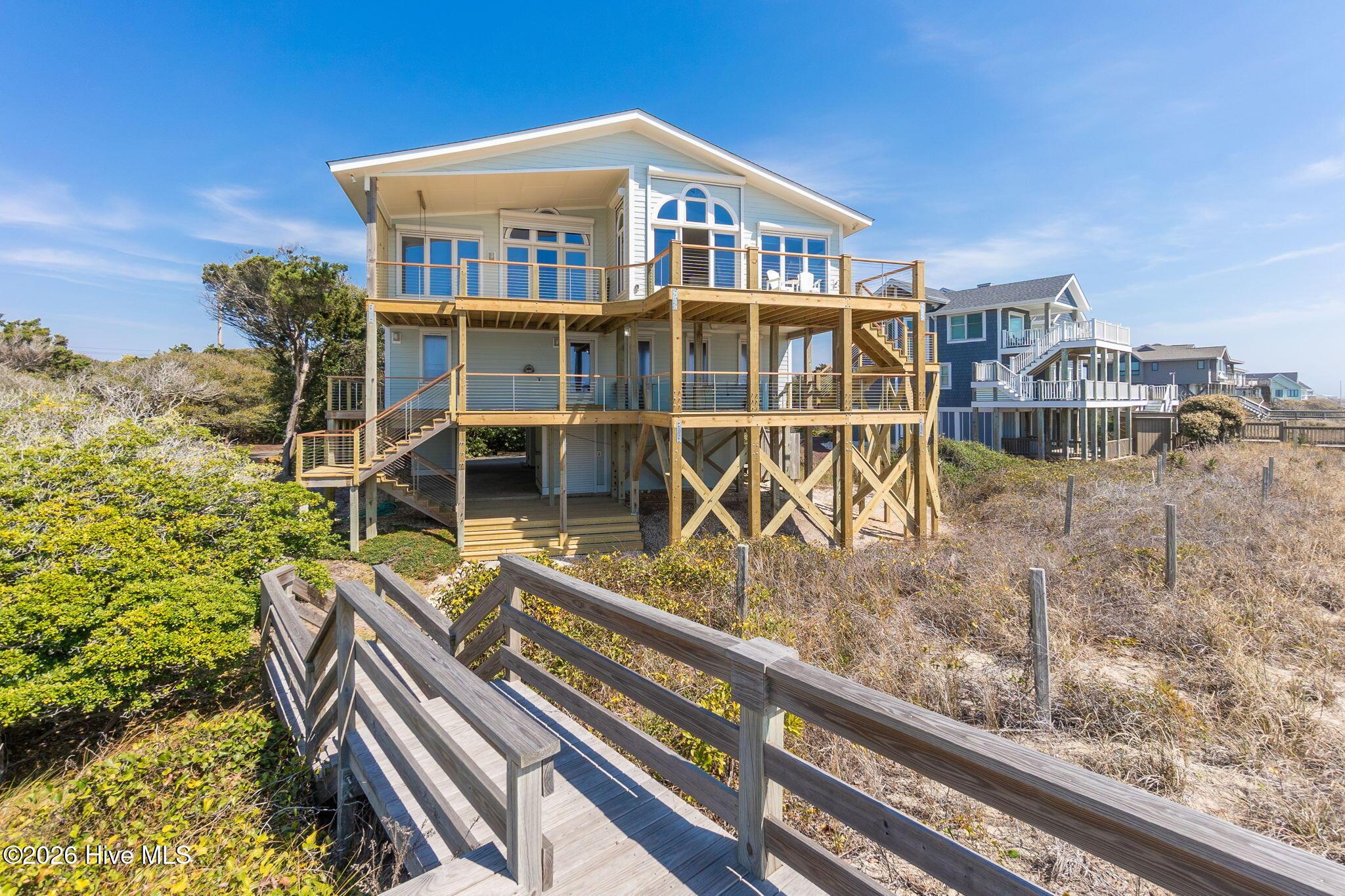 Image 2: 21-web-or-mls-chadwick-visuals-469-marit