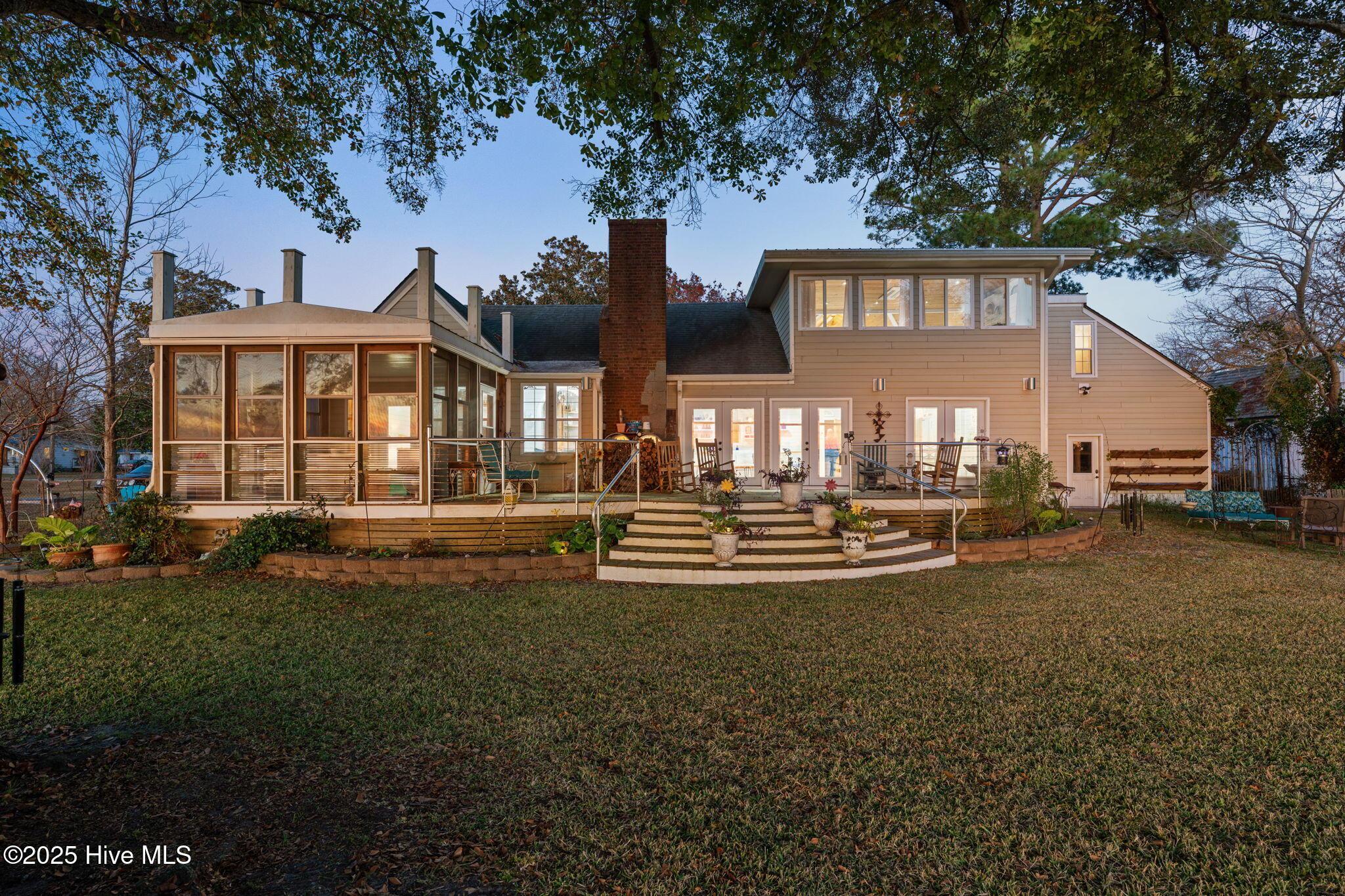 Image 1: 5-web-or-mls-DSC_0691